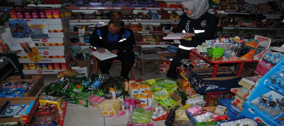 ŞANLIURFA’DA ZEHİR SAÇAN GIDALARA OPERASYON