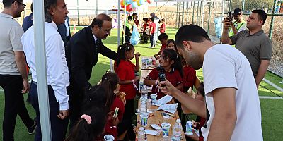 ÇOCUK ŞENLİĞİNDE 500 ÖĞRENCİ EĞLENDİ