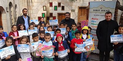 HAYEM’de Kaligrafi Kursları Başladı: Sanatseverler Güzel Yazı Sanatıyla Buluşuyor