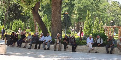 #Şanlıurfa #Balıklıgöl #SıcakHava #Sıcaklık #Yaz #Serinlik #Yaşlılar #Urfa #Gündem #HavaDurumu